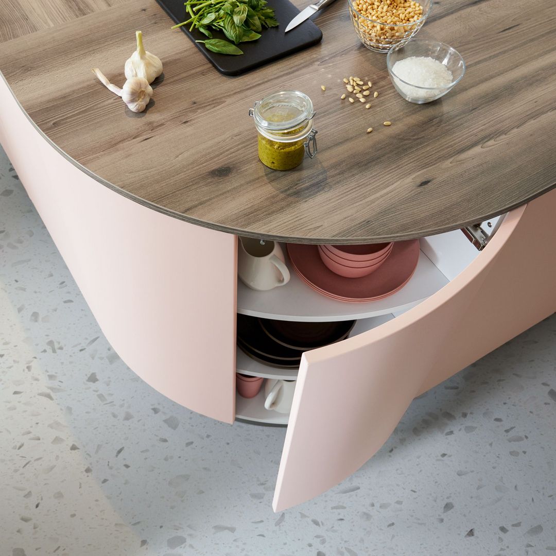 MODEL BIELLA - Neformální a lehké - kuchyň v růžové barvě